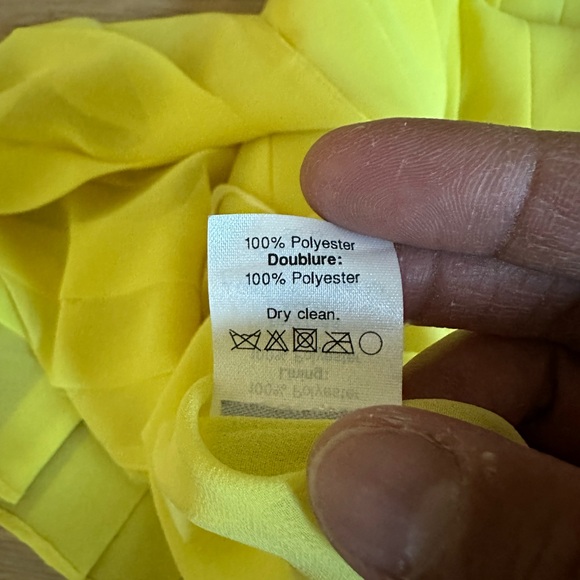 J.Crew Yellow Keyhole Pleated Chiffon Sleeveless Blouse Size 2 - Picture 7 of 7